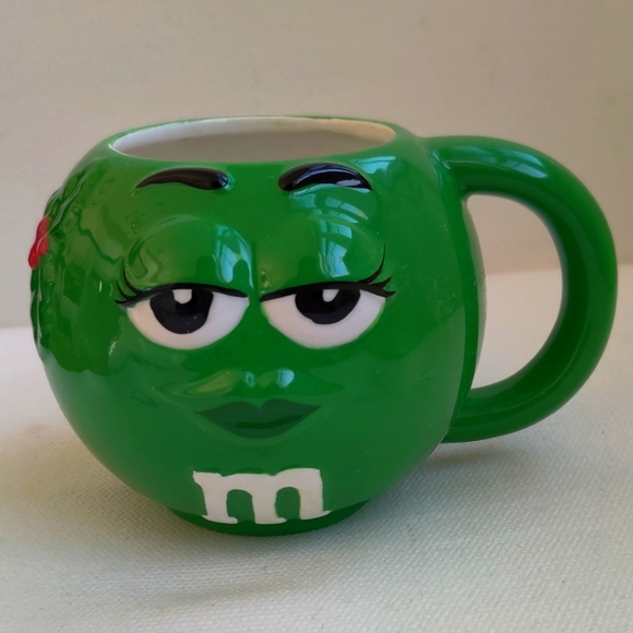 M&M's Red and Green Holiday Character Mug Set New Condition - Picture 5 of 9